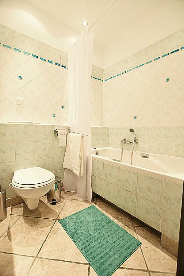 Mhost Bronowice Apartment Krakow Exterior photo